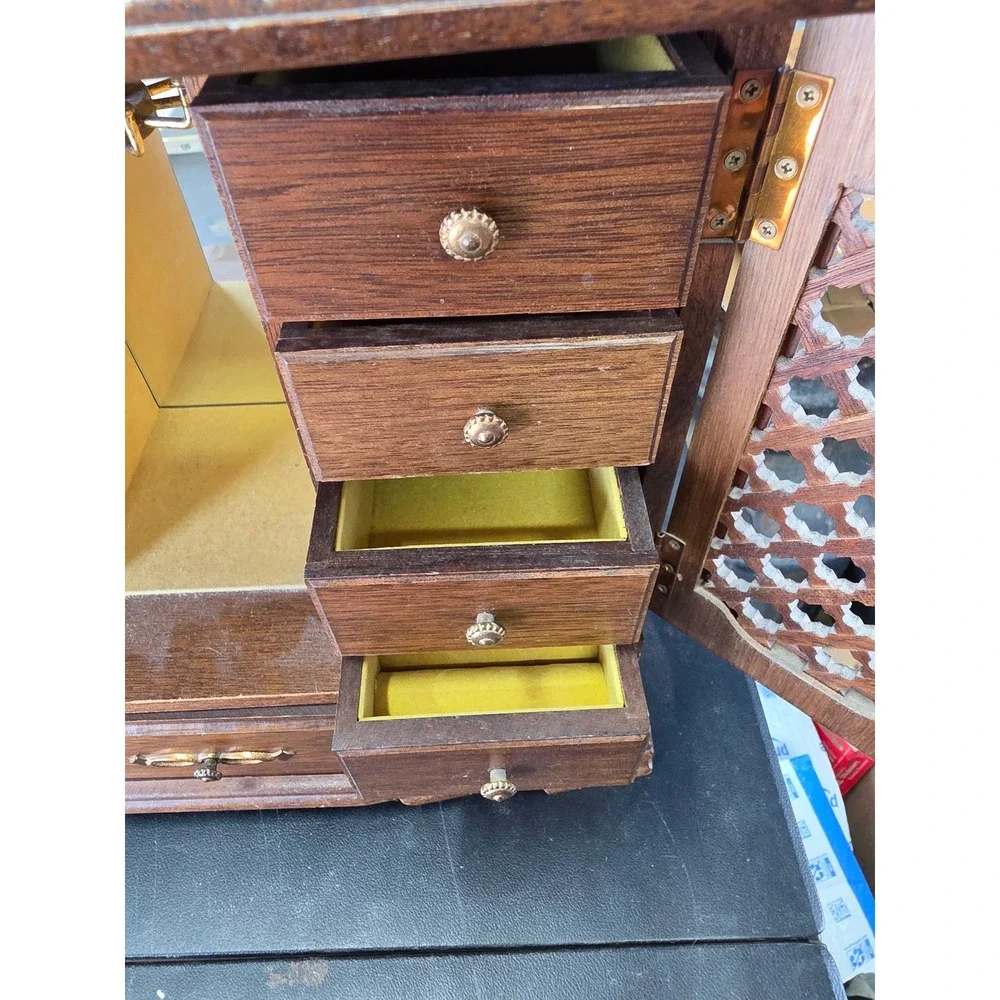 N/A vintage wooden